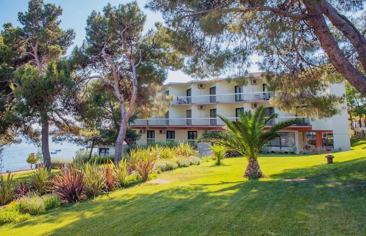 Centinera Resort Banjole 3*,  Croazia