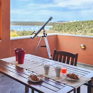 Apartment Dea Vista Amazing Sunsets, Banjole