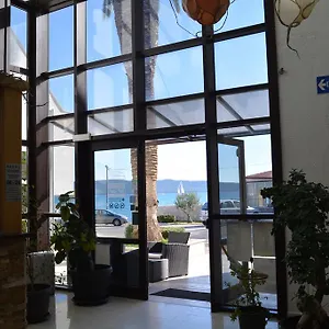 Отель Ballet School Каштела