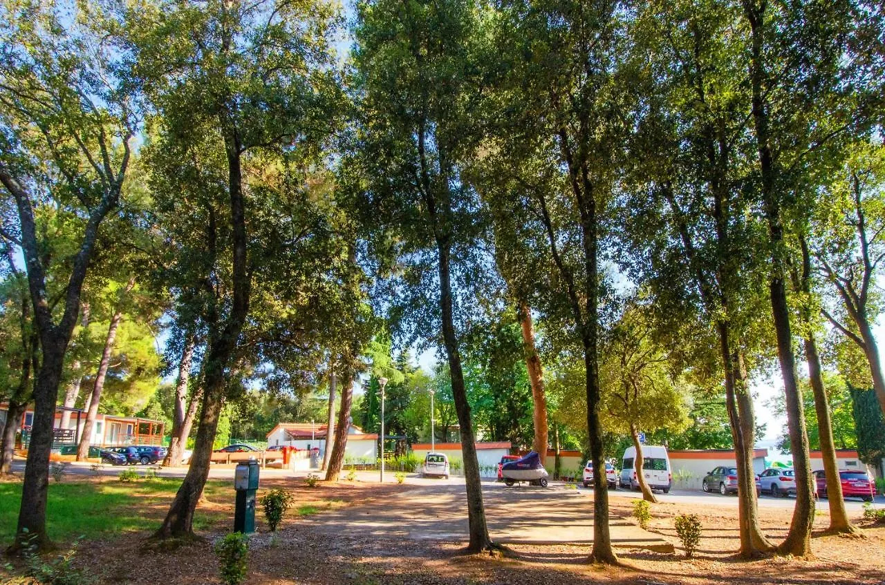 Centinera Resort Banjole 3*,  Croatia