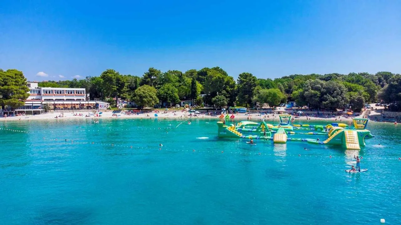 Centinera Resort Banjole Szálloda
