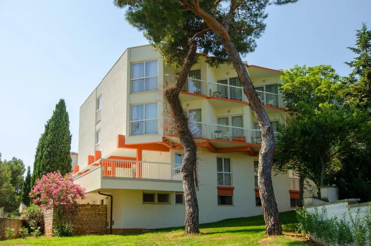 Szálloda Centinera Resort Banjole