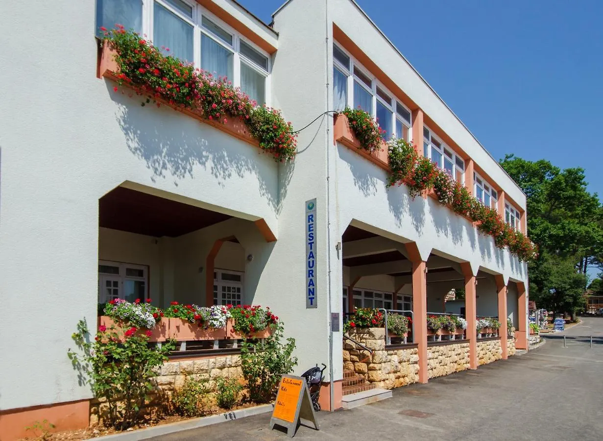 Centinera Resort Banjole Szálloda